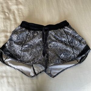 Lululemon Size 4 Shorts